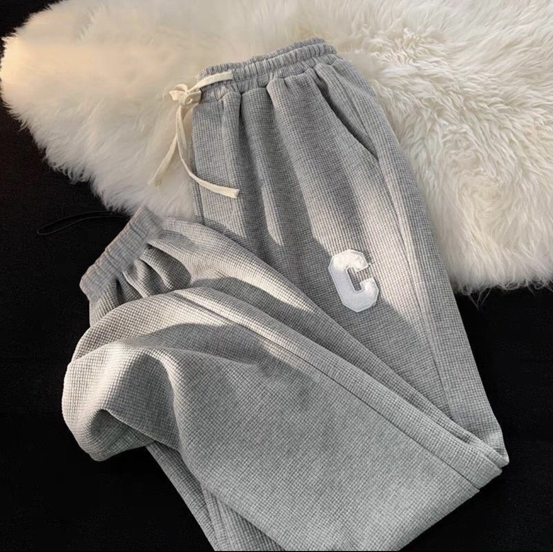 Quần Jogger _ Quần Tổ Ong C Basic Bo Gấu Chất Dày Dặn KT_C004