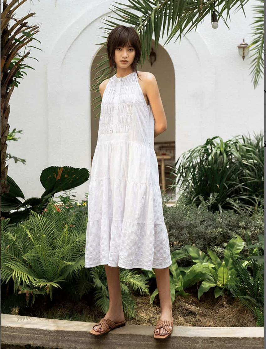 Đầm trắng cổ yếm - YV LE & CO