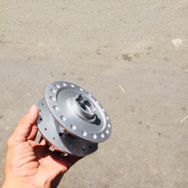 Đùm Trước Wave S110 Zin