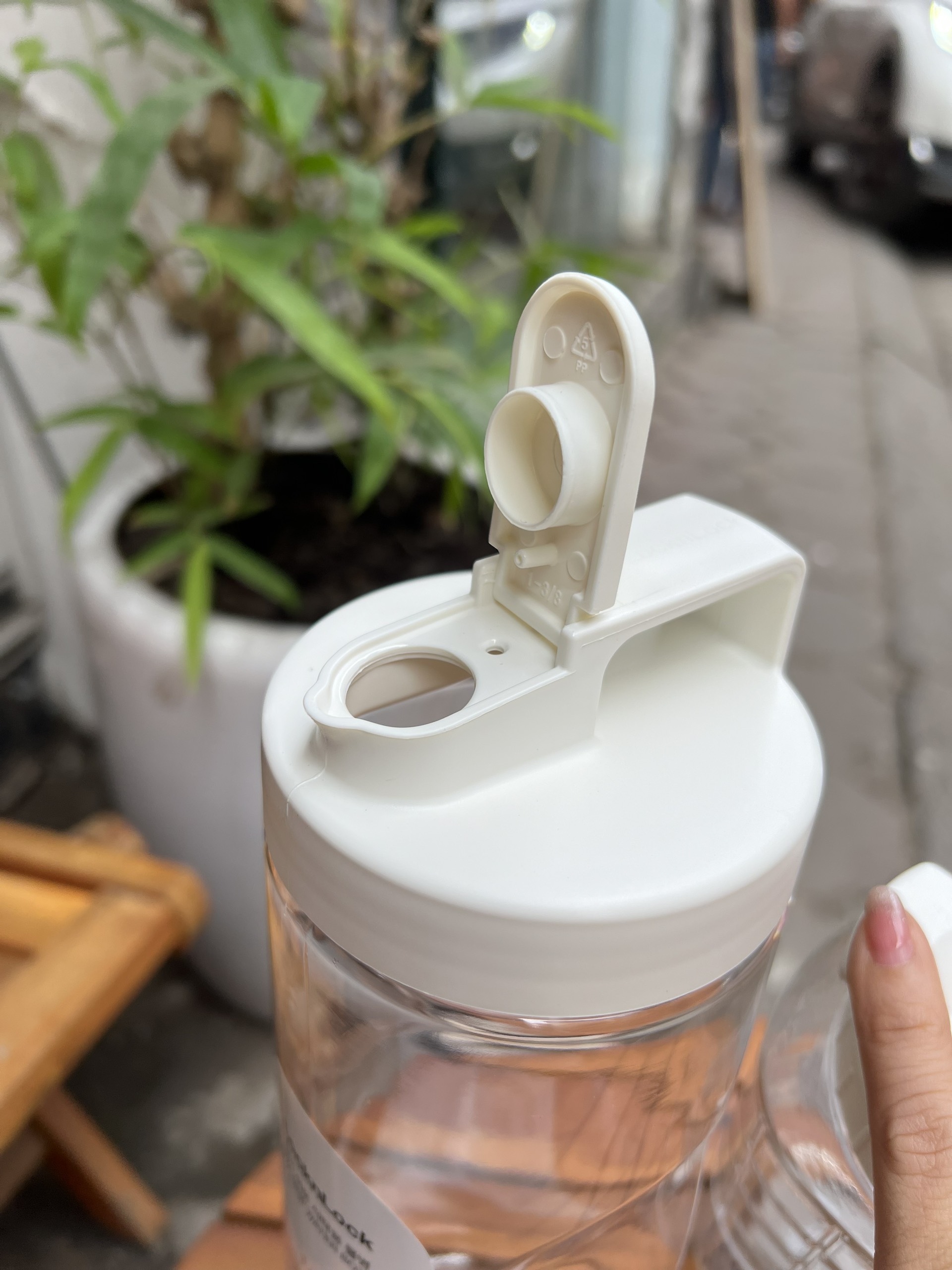 Bình Đựng Nước Nhựa Lock&Lock