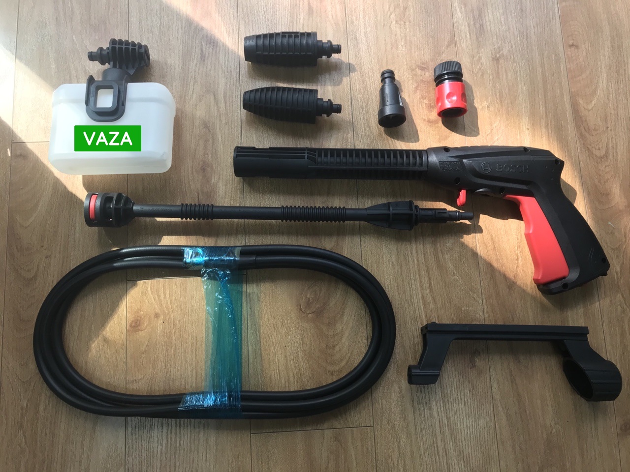 Máy xịt rửa cao áp Bosch AQT 120