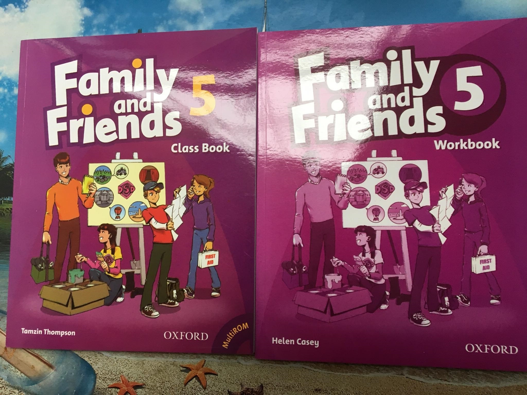 Bộ Family And Friends 5 (tặng file nghe)