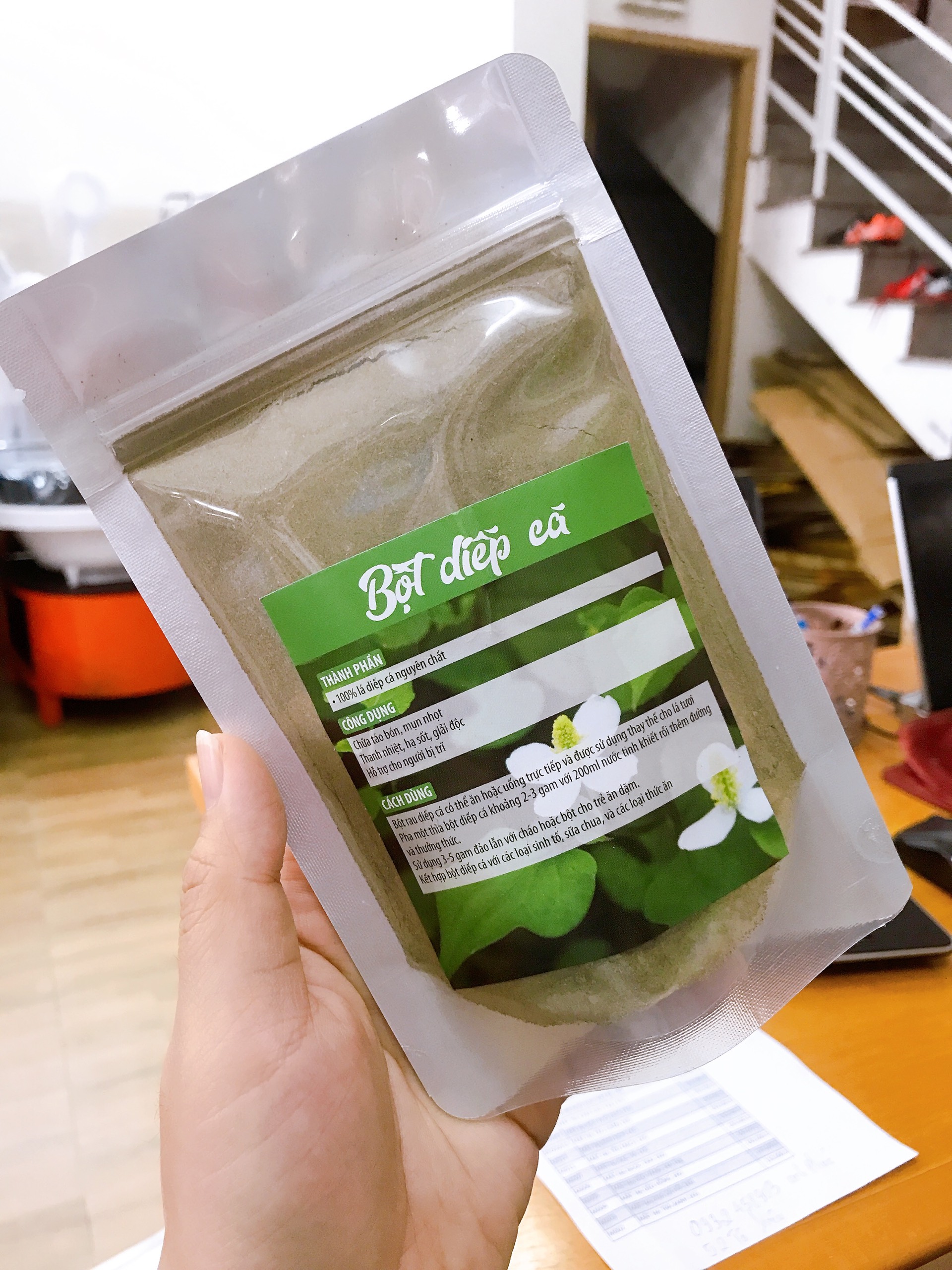 Bột mặt nạ diếp cá trị mụn
