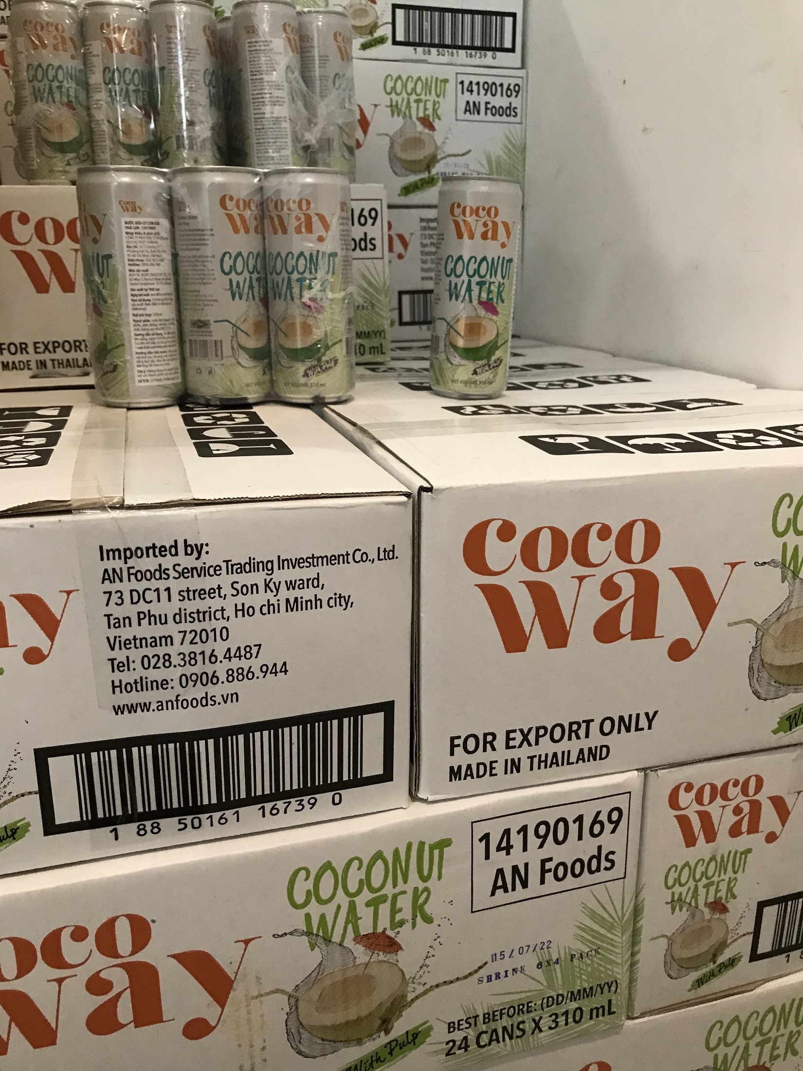 Lốc 6 lon nước dừa có cơm dừa Thái Lan Cocoway lon 310ml