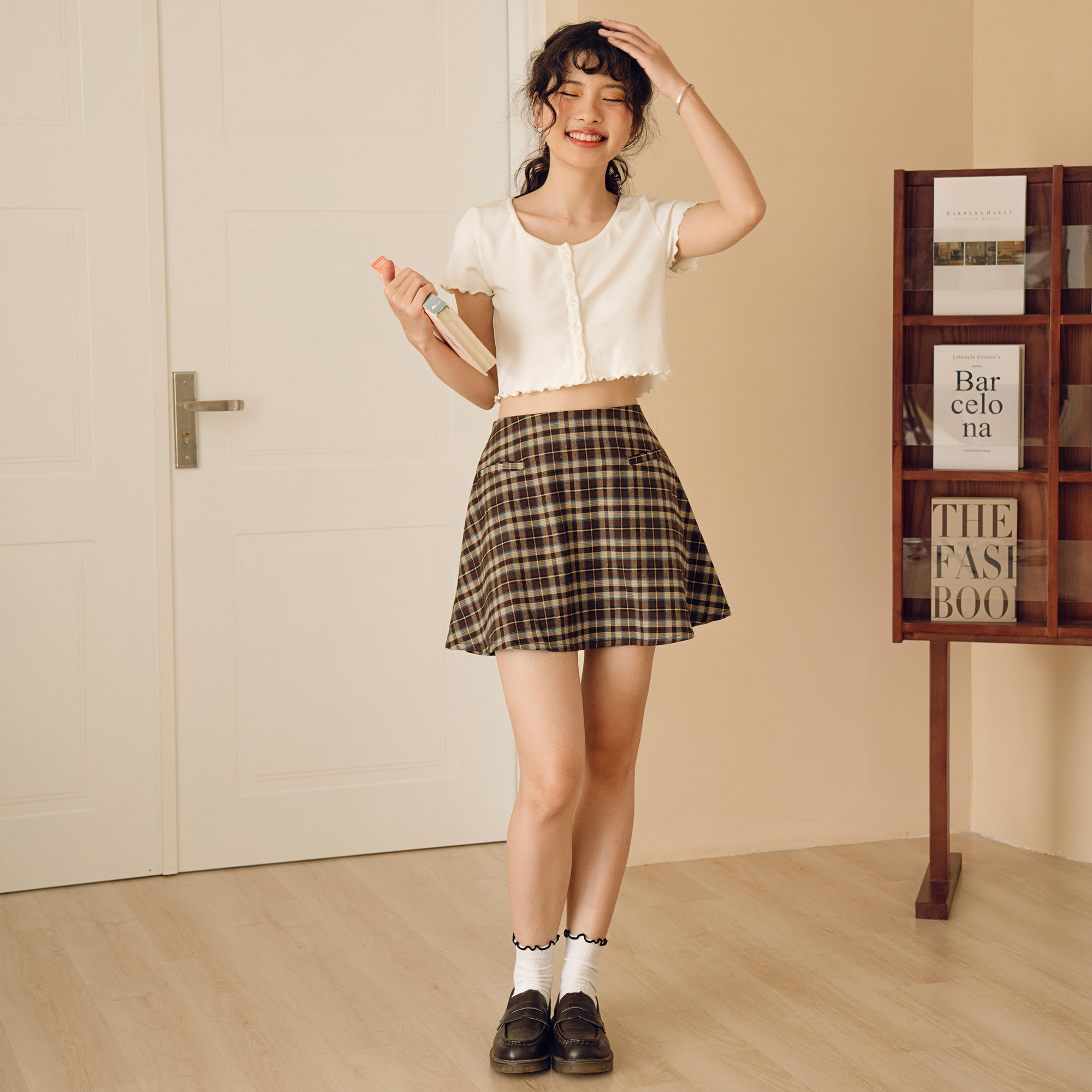 BLEUBIRD Áo thun crop top cài khuy Tiny Croptop