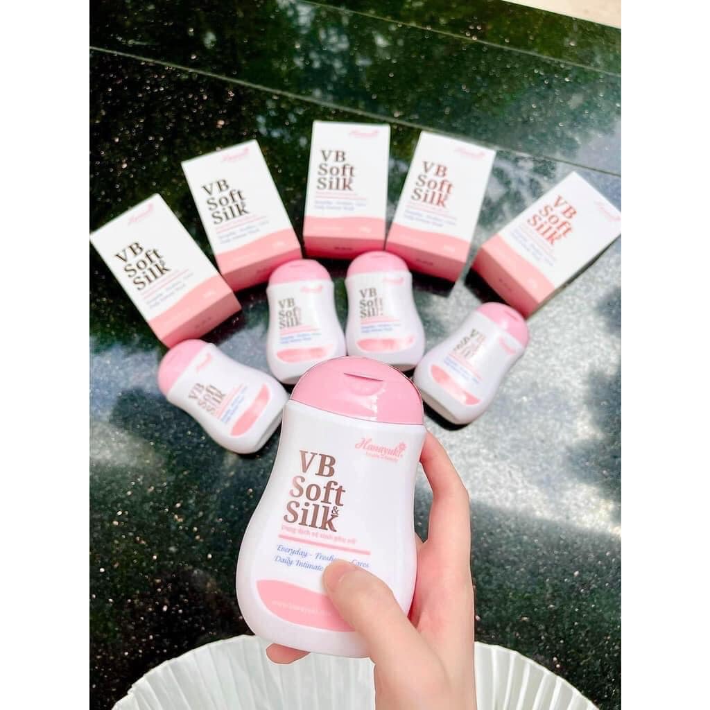 Dung dịch vệ sinh phụ nữ VB Soft Silk Hồng 150g