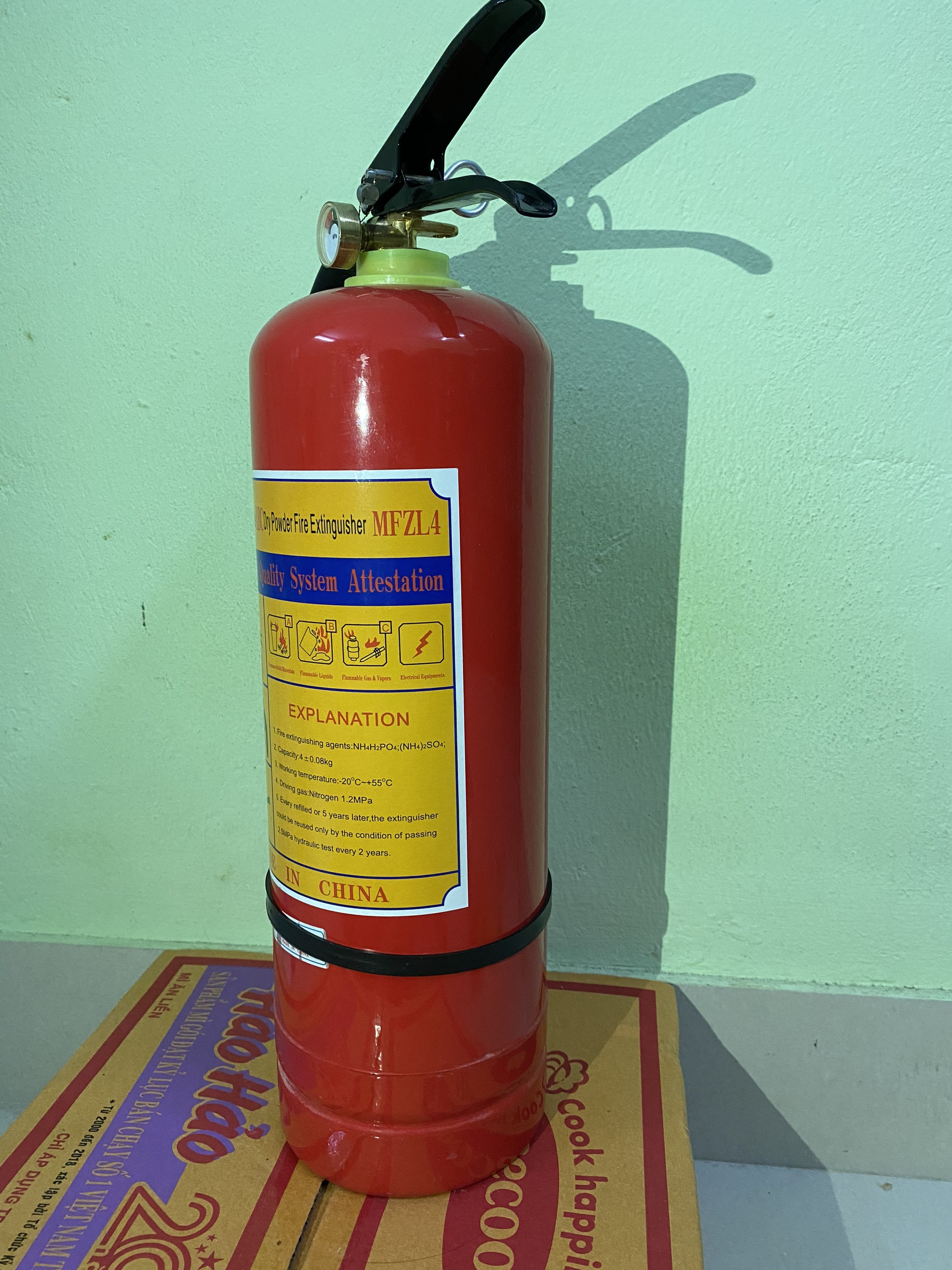Bình Cứu Hỏa 4kg Dập cháy chất rắn, lỏng, khí