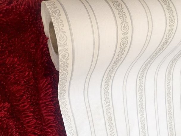 5M White stripe pattern wall stickers available in Binbin dtl34