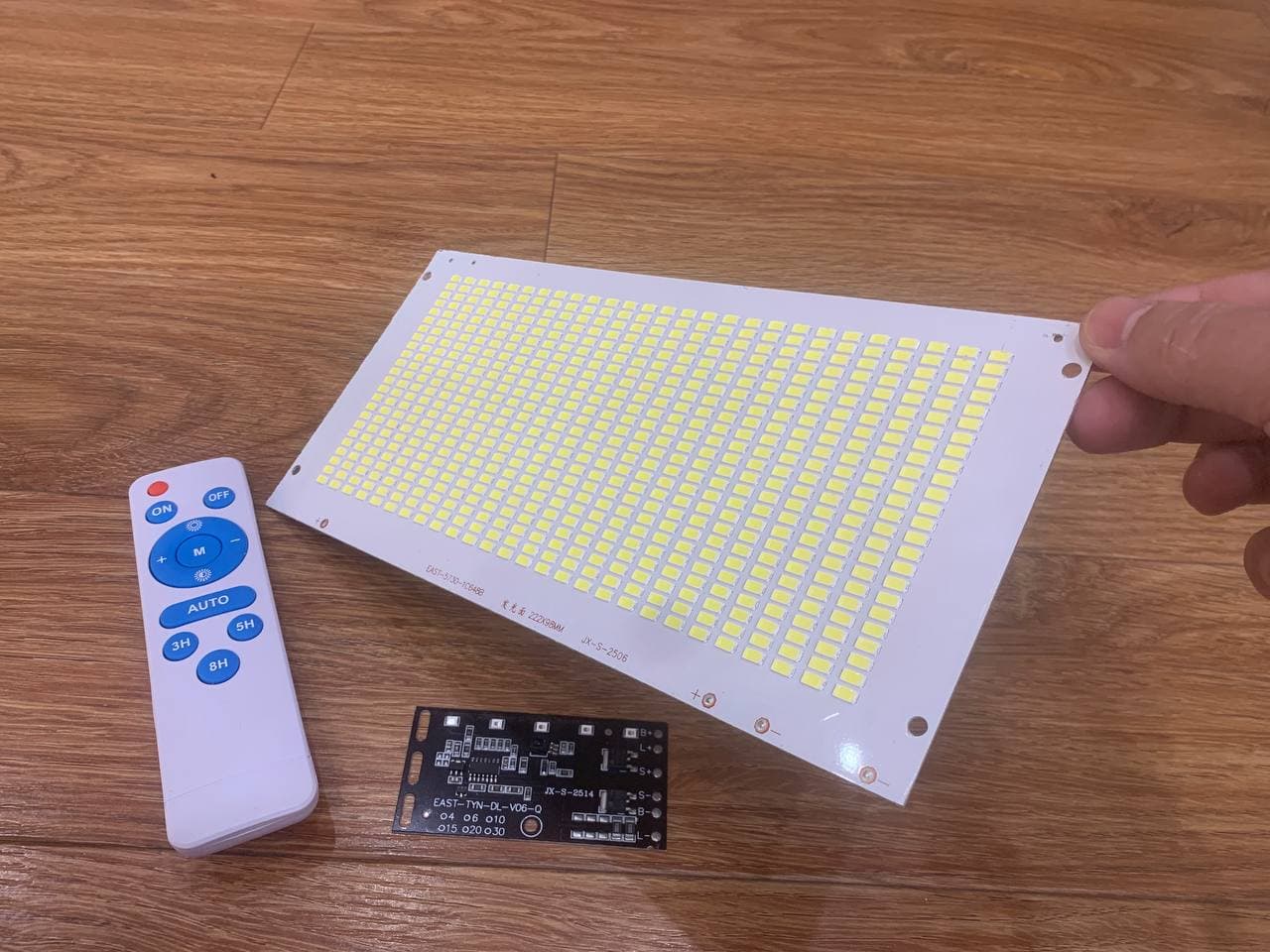 CHIP LED 200W lắp cho đèn pha 200W năng lượng mặt trời SUNECO - Chip 200w 3,2V