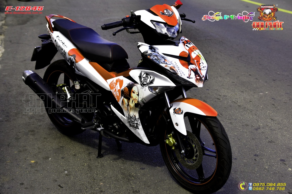 Tem Xe Exciter 150 Samurai Trắng Đỏ