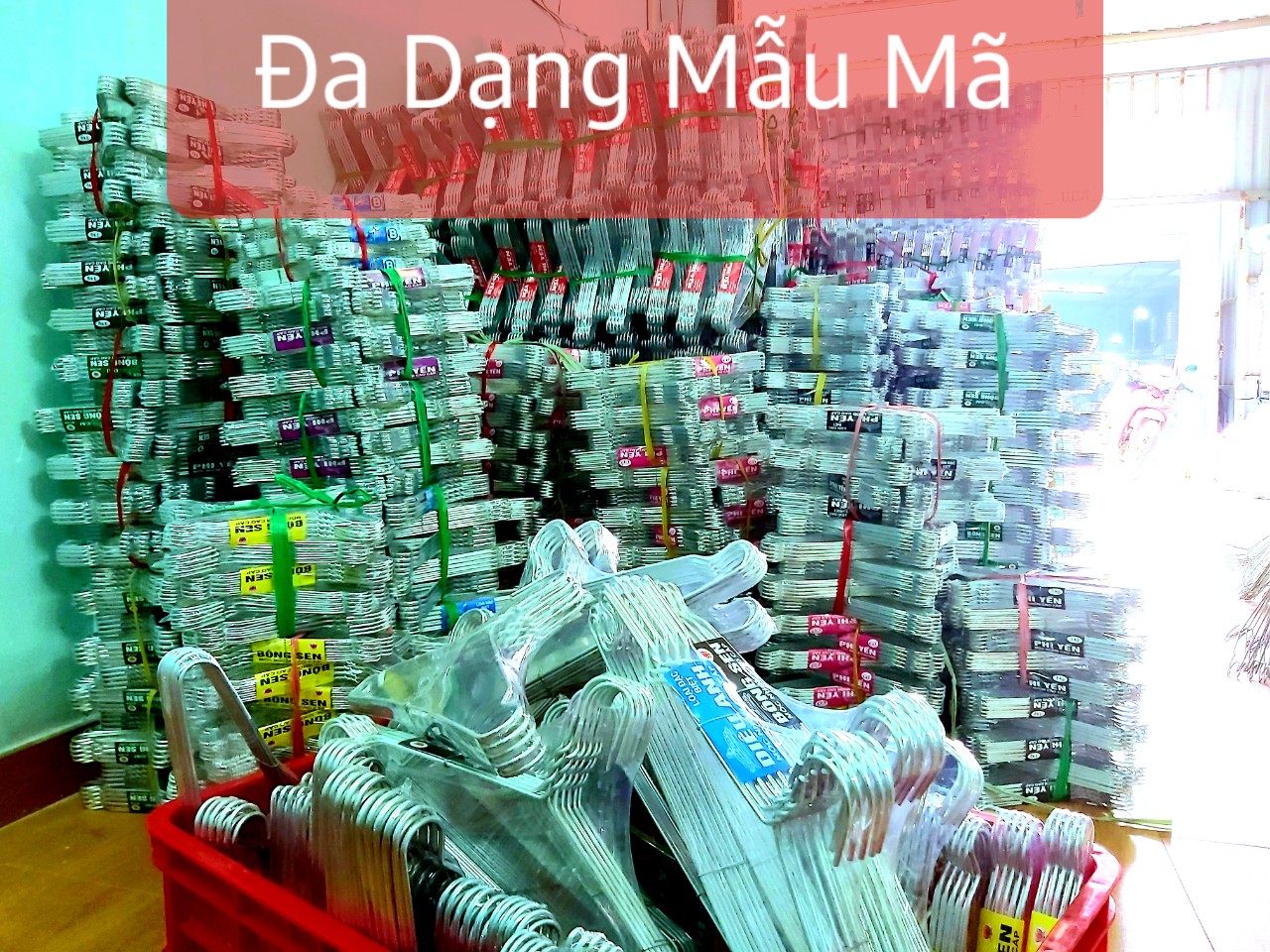 Móc Dù , Móc Inox treo phơi quần áo em bé.