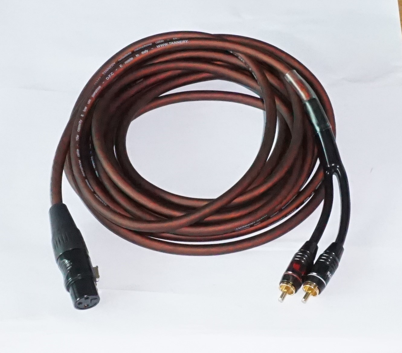 Dây canon cái ra 2 av ( vang xuống sub ) dài 5m