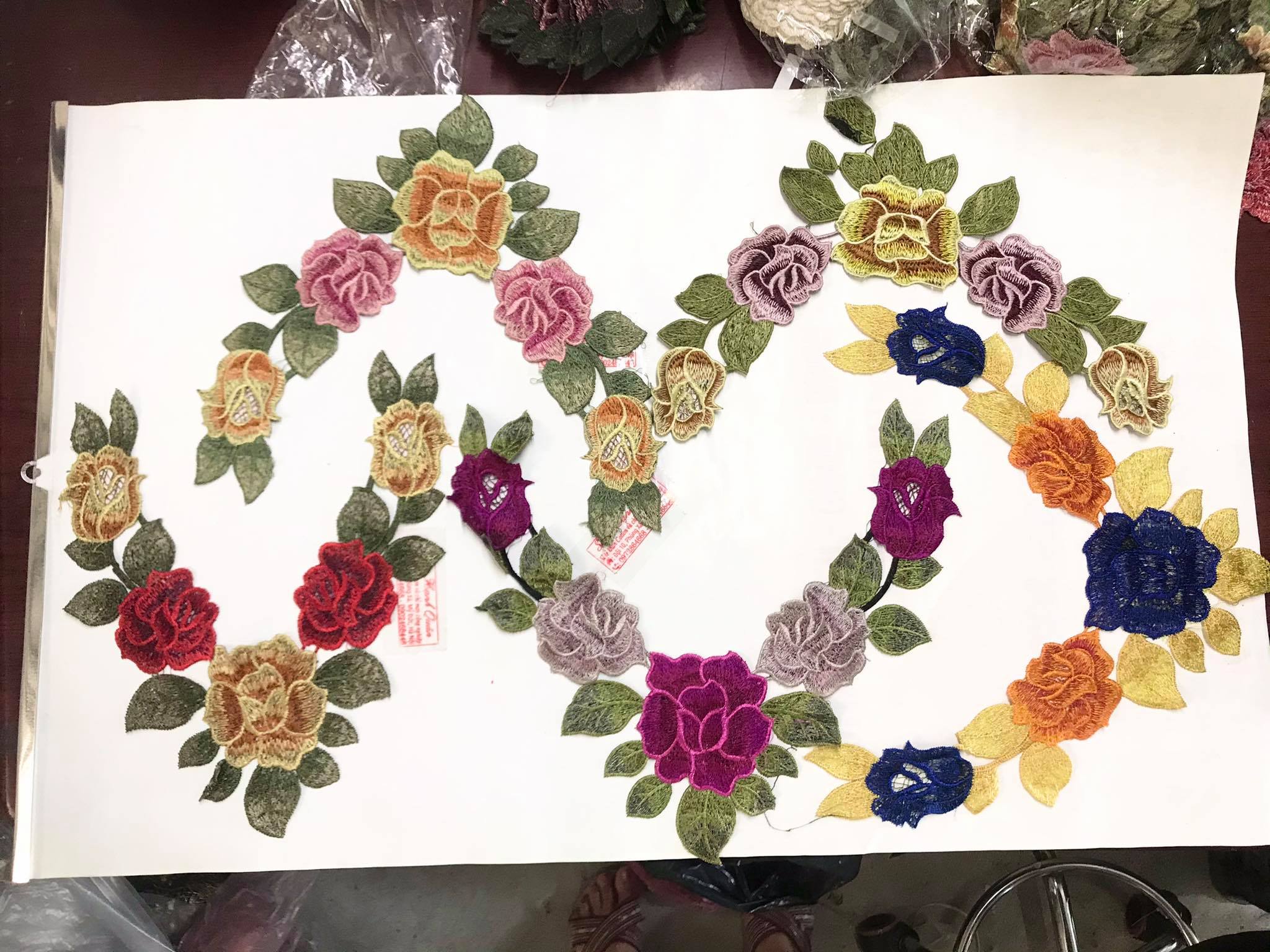 Cổ thêu mã C513