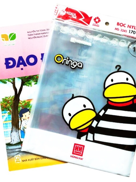 Bọc vở nilon cấp I Hồng Hà (3245) tập 10 chiếc
