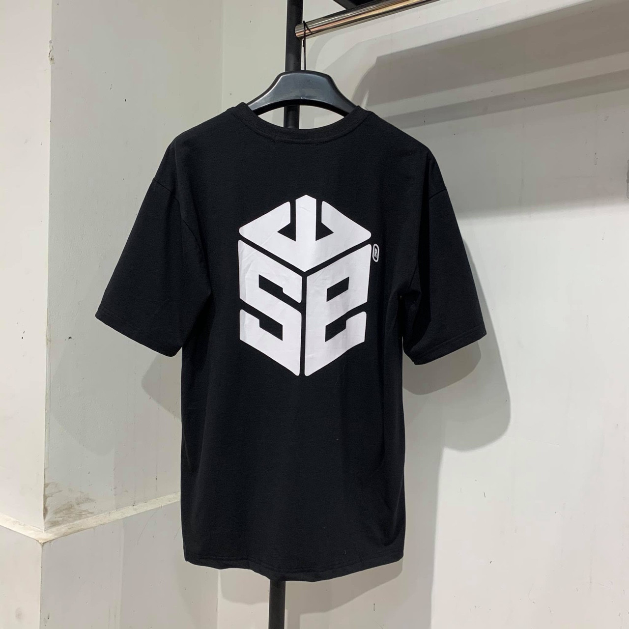 Áo thun tay lỡ form rộng SWE 2016 Big Logo phong cách unisex cho cả nam nữ, vải cotton 100% co giãn 4 chiều, hình in to và cực bền, có size to (big size) - Áo thun oversize nam nữ AL23