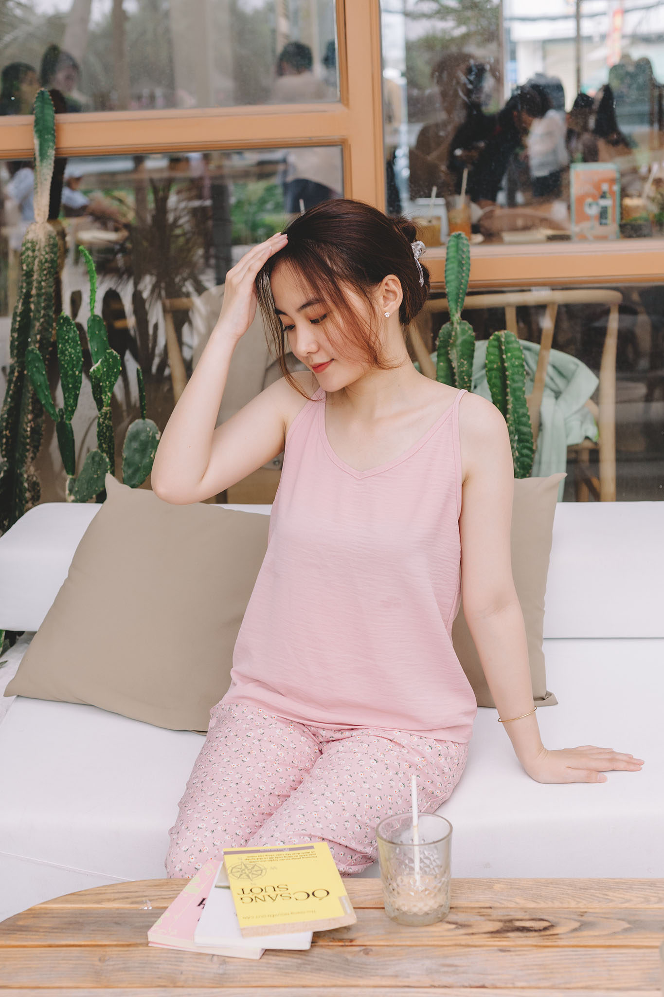 Đồ mặc nhà MÂY áo đũi 2 dây quần dài lụa mango hoa nhí