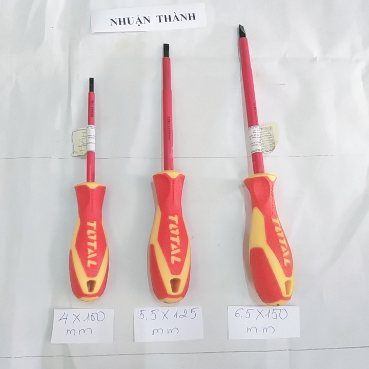 Bộ 3 tua vít dẹp cách điện Total