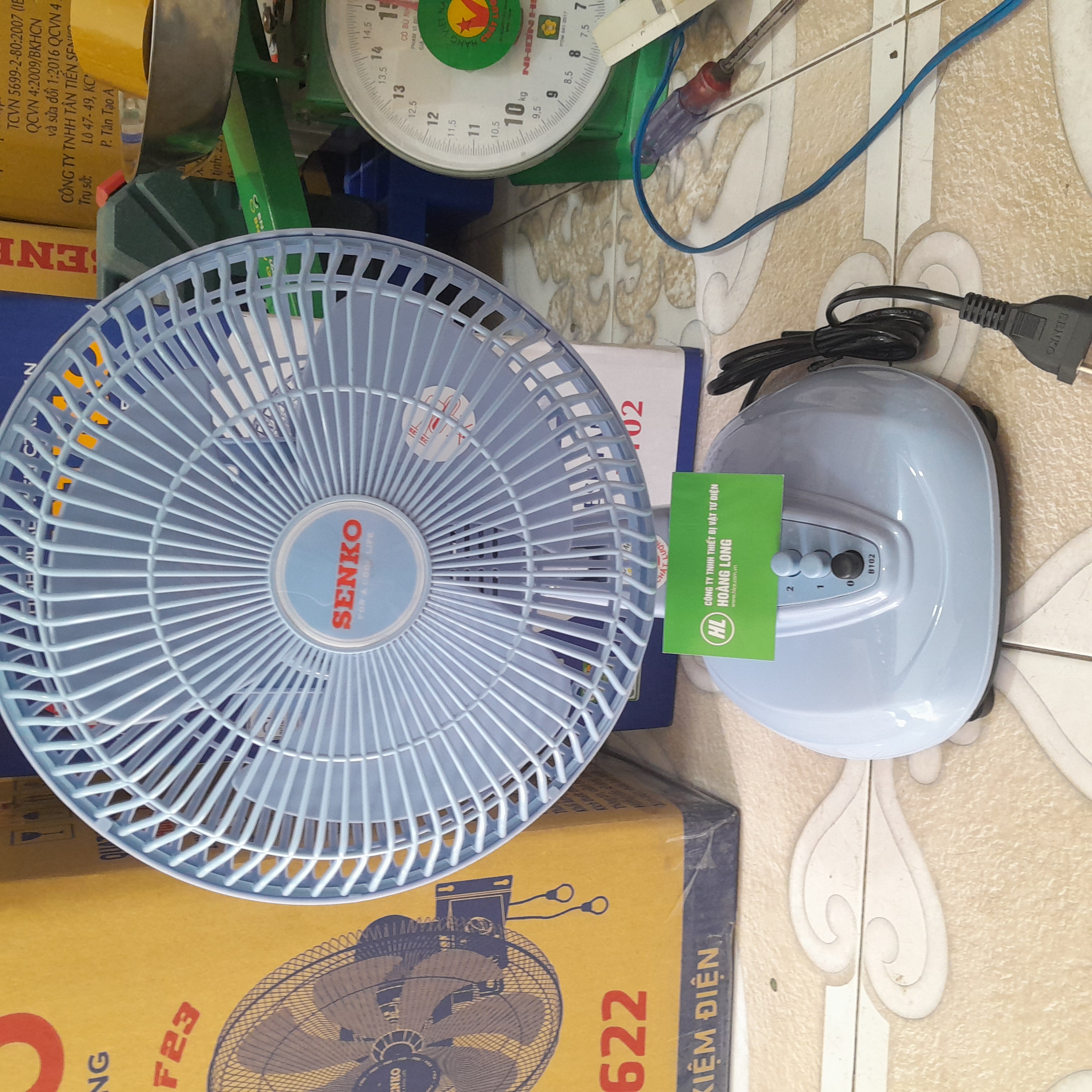 Quạt bàn mini 2 tấc B2 B102 Senko