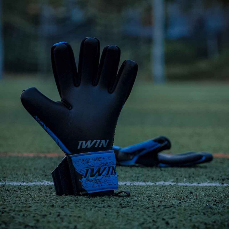 Găng tay thủ môn Iwin Keepa PRO GK1