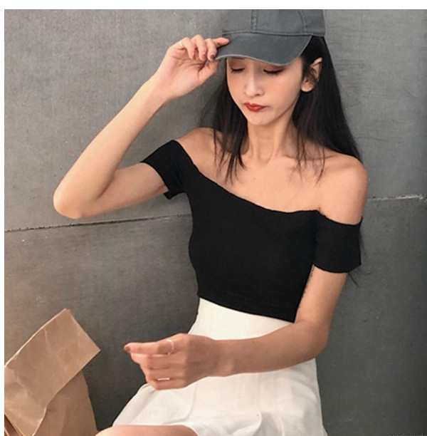 Áo croptop trễ vai tay ngắn A5102