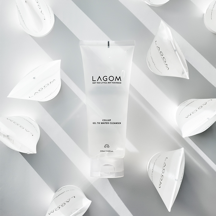 Sữa Rửa Mặt LAGOM Cellup Gel To Water Cleanser (30ml)