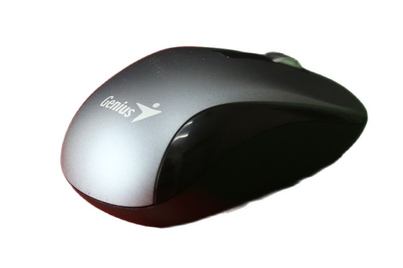 7010 (tặng kèm pin AA) chuột không dây Genius