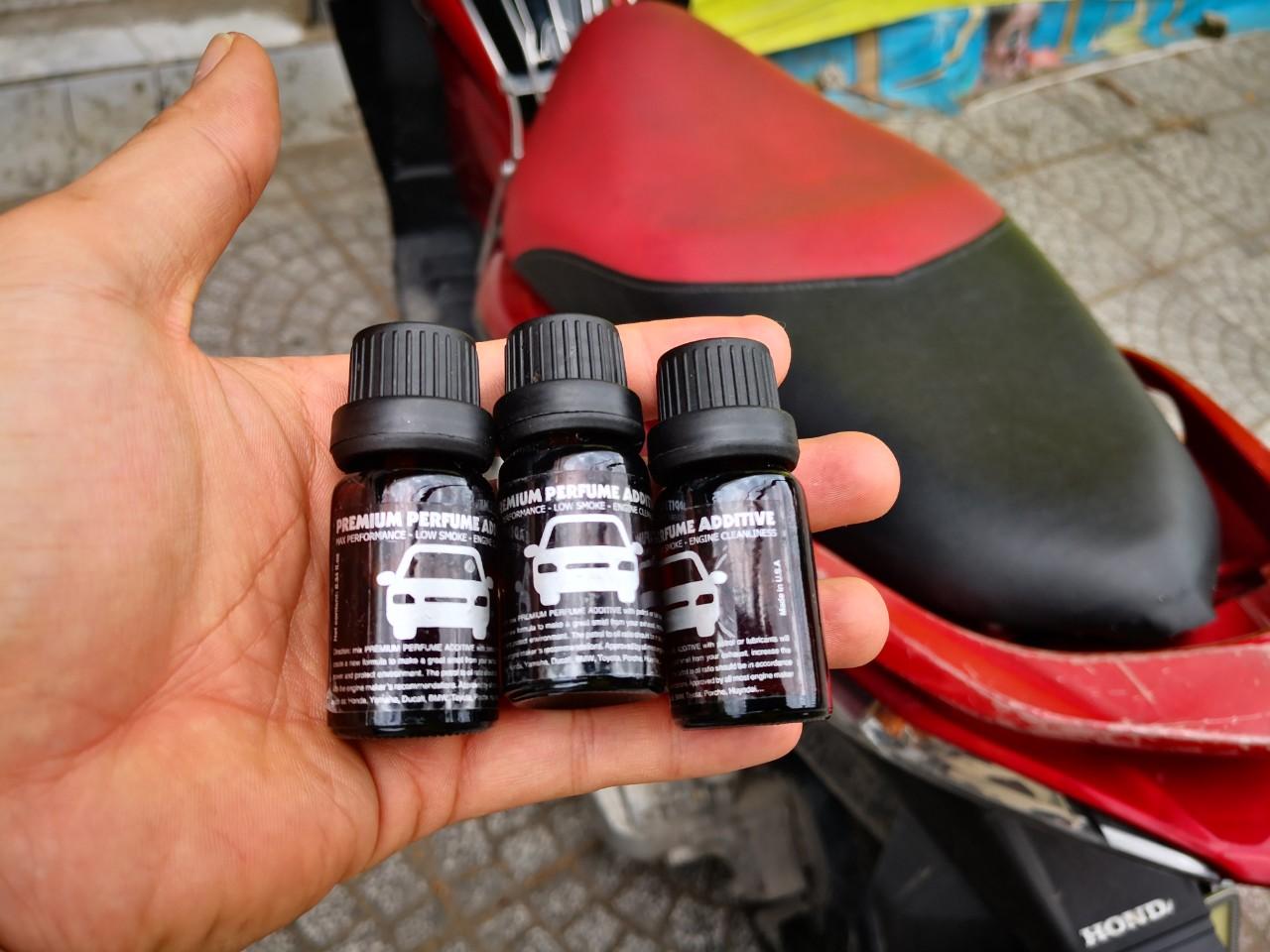 Combo 3 Chai Tinh Dầu Thơm Pha Xăng Pha Nhớt Xe Xì Po 30ml