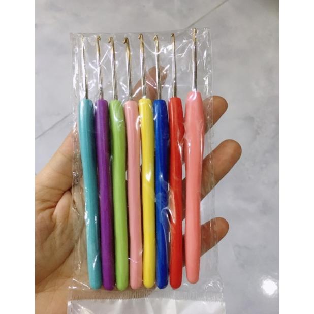 Bộ kim móc cán dẻo 8 cây