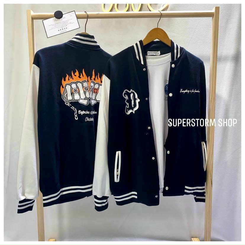 Áo Khoác Bomber Nỉ Ngoại Dày Cao Cấp in Logo Chữ D Lớn Kèm Hình 2 Nắm Đấm Hot Teen .TP