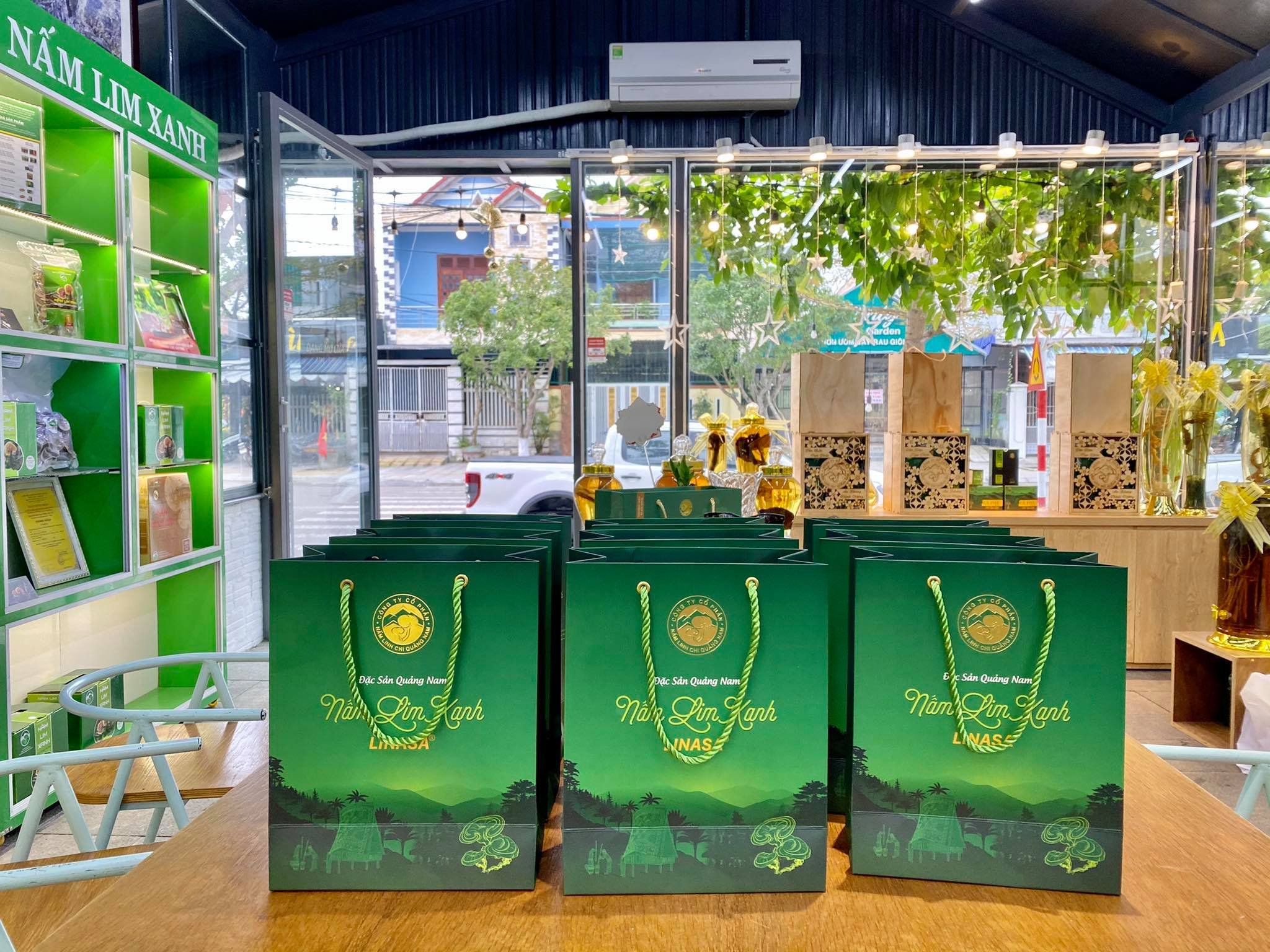Cafe nấm Lim Xanh