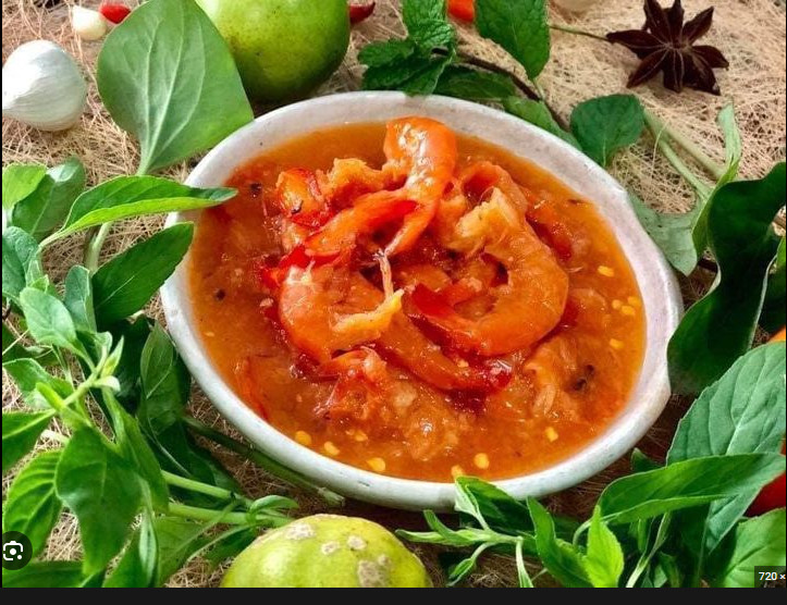 Tôm chua Bà Duệ hủ 400g ( đặc sản Huế)