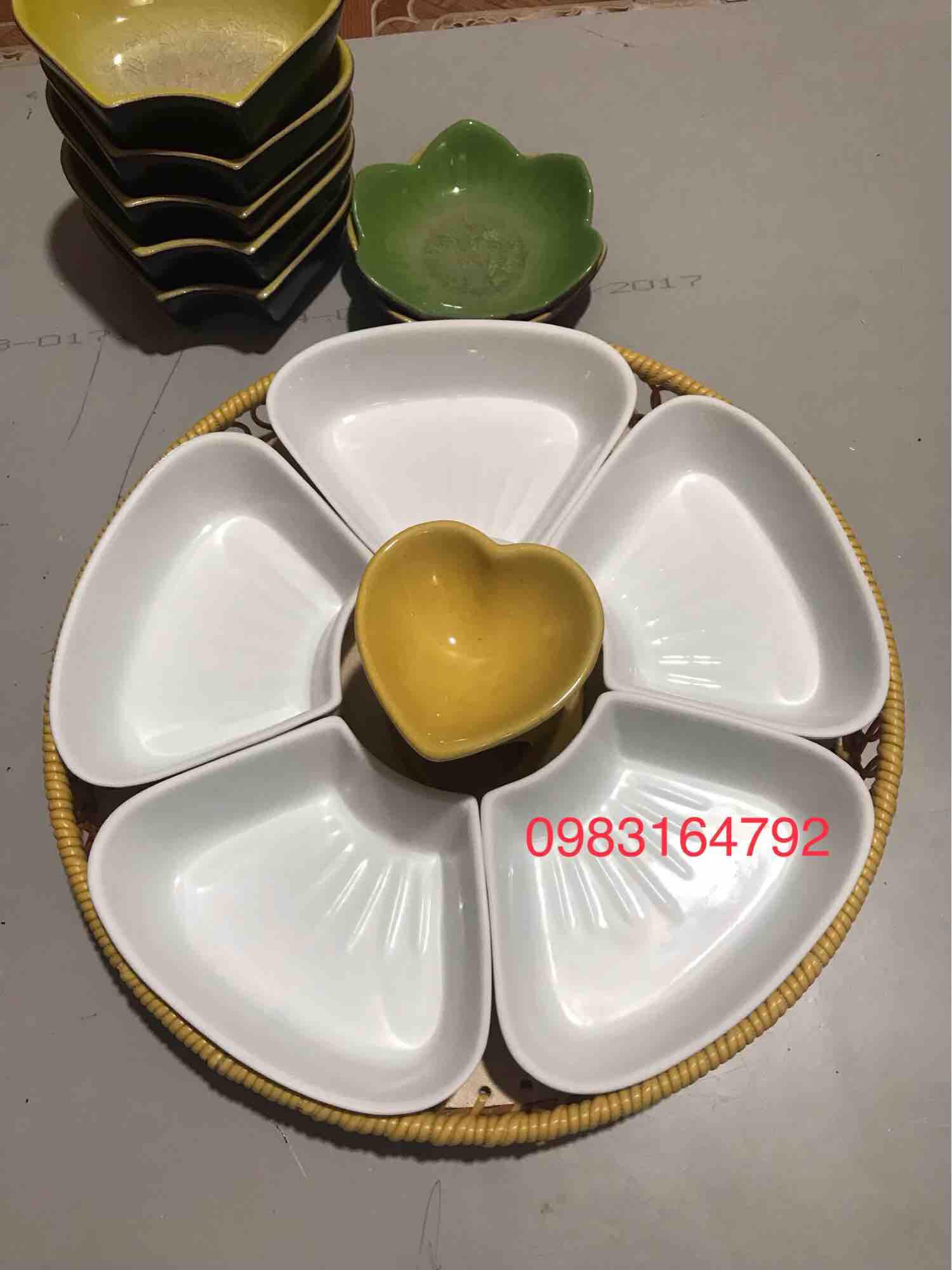 Khay lẩu kem đẹp