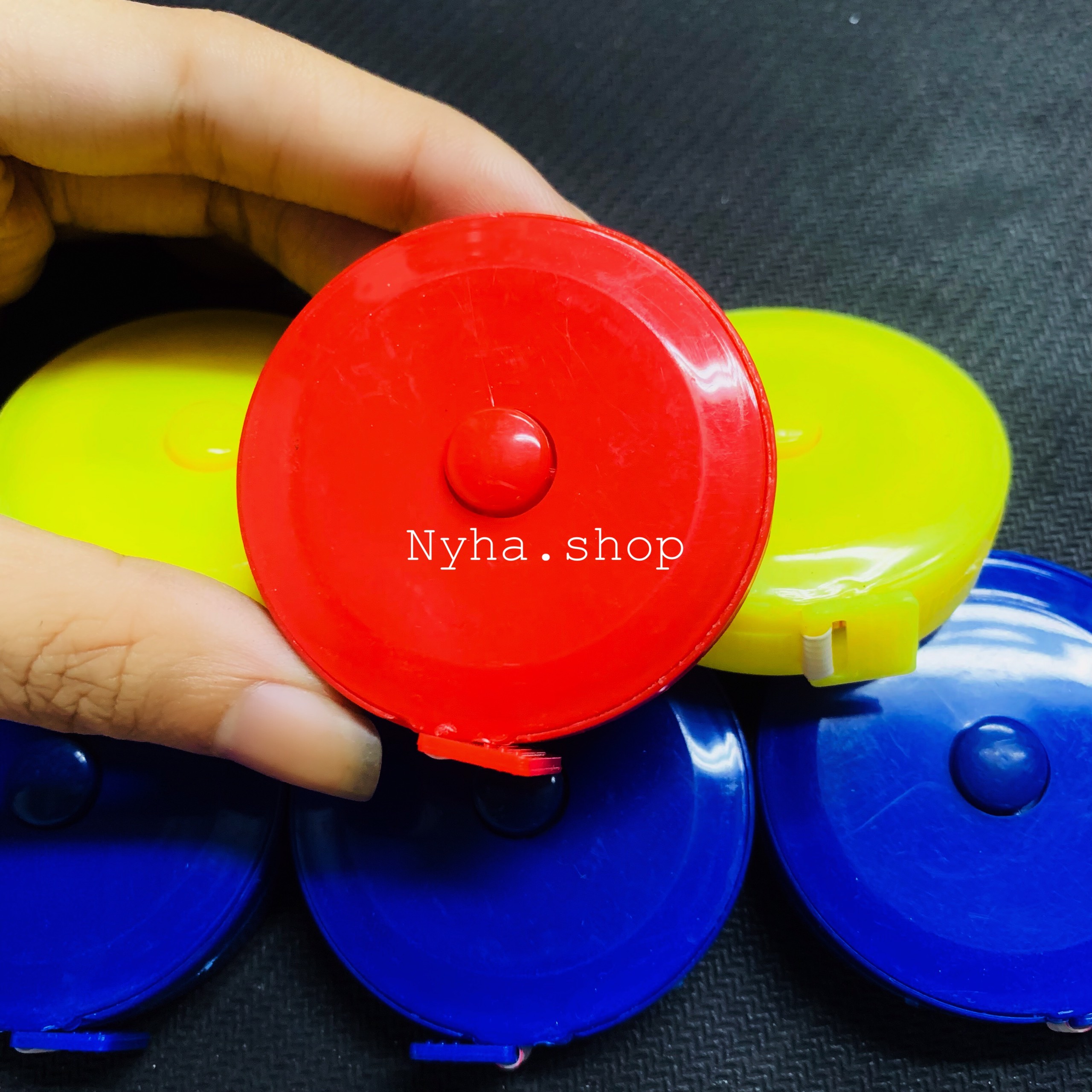 Thước dây cuộn tự động nhiều màu lựa chọn