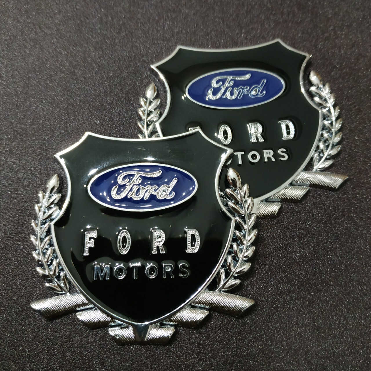 Cặp Logo bông lúa Ford  motors 5.1x5.5cm hợp kim