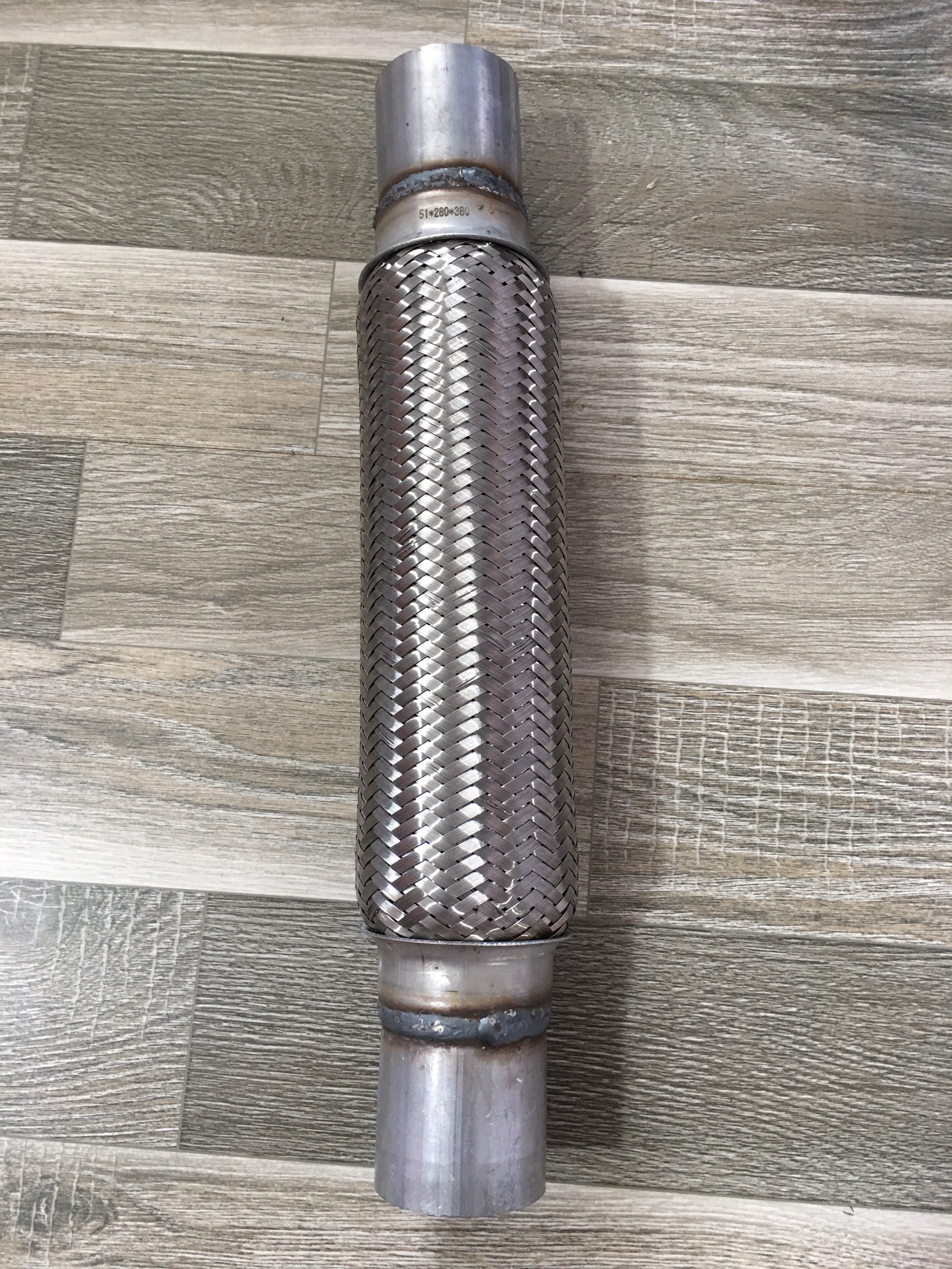 Phụ kiện ô tô: cổ xả mềm 51/28/38