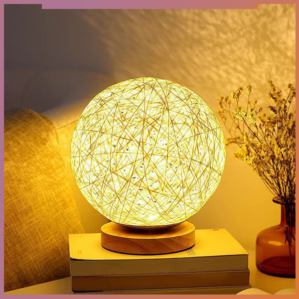 Đèn decor, đèn trang trí phòng ngủ cầu mây D04