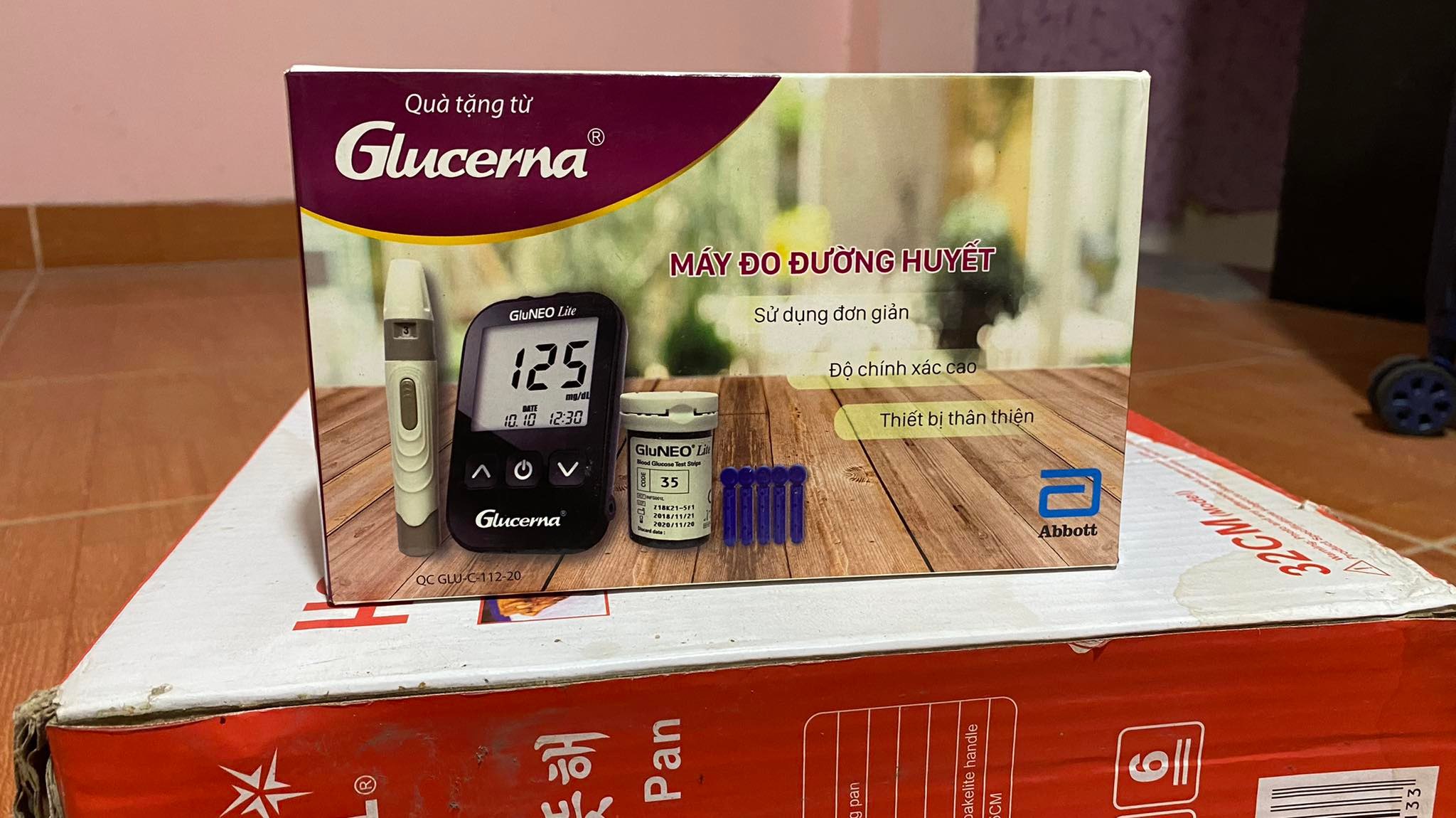 Máy Đo đường huyết(hàng quà tặng Glucerna)