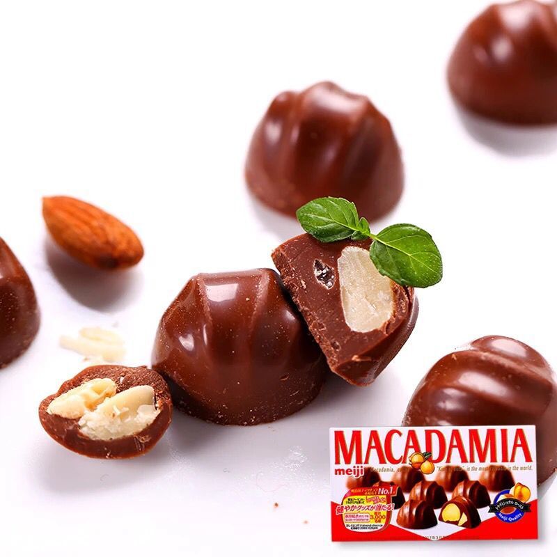 KẸO SOCOLA MEIJI MACADAMIA HẠNH NHÂN 64G HÀNG NHẬT