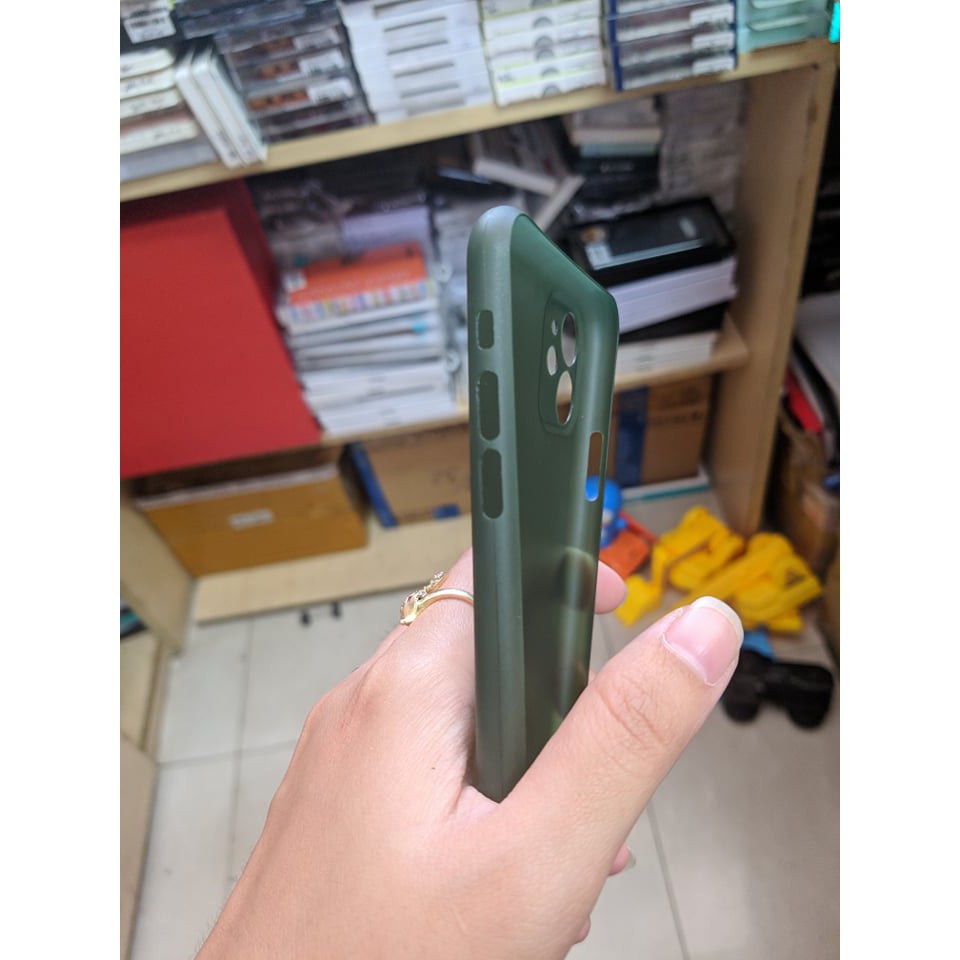 Ốp Lưng iPhone 11 Hiệu Memumi Mỏng Dạng Nhám Mờ Cao Cấp