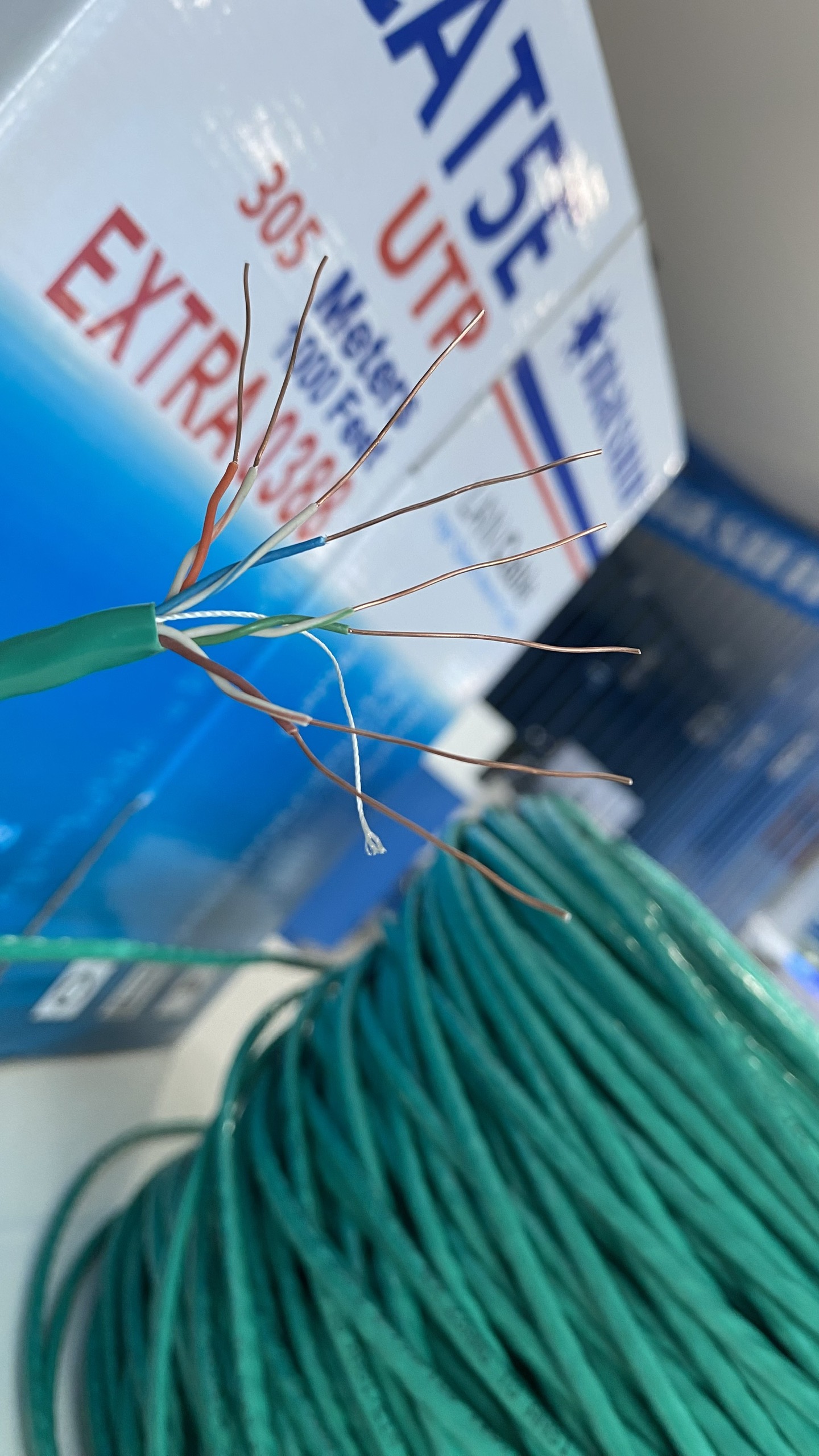 (Cuộn 305m). Dây mạng Cat5e Nasun EXTRA 0388