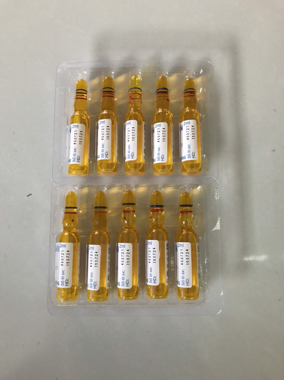 2 ỐNG NƯỚC ĐỎ VÀNG PHA KEM TRẮNG NHANH