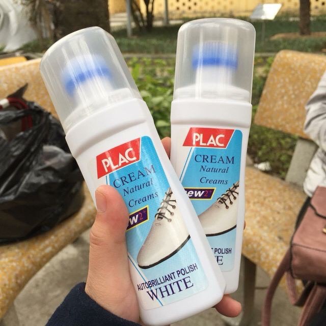 Tẩy giày Plac
