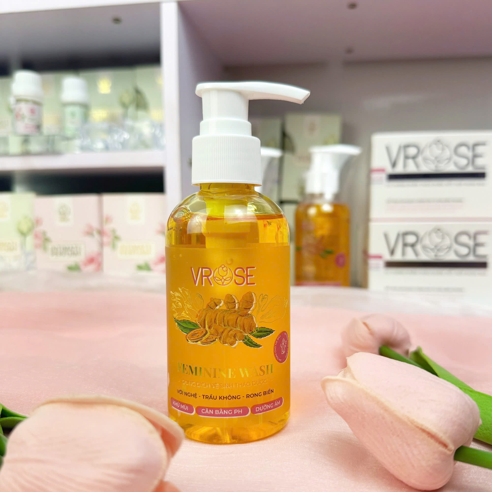 [HCM]Dung dịch vệ sinh phụ nữ nano nghệ Vrose
