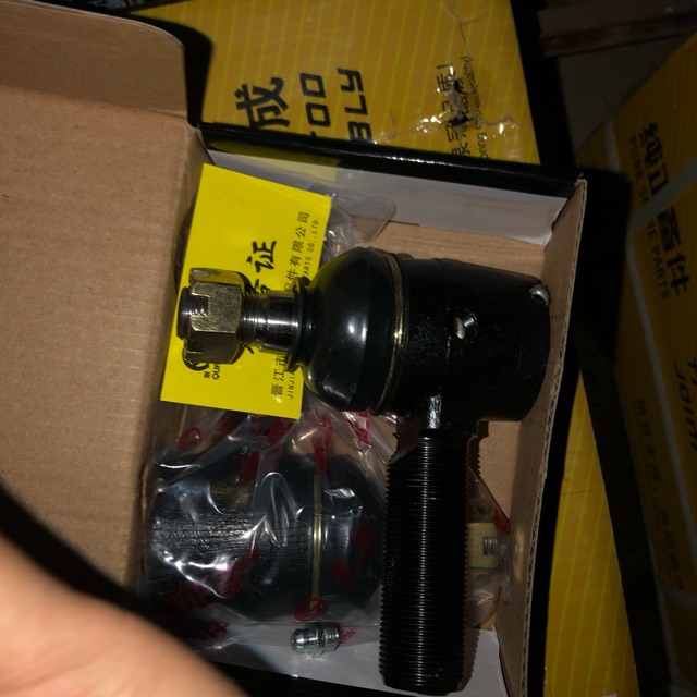 rô tuyn bj 130 lắp nông nghiệp máy công nông xe 1 tấn 5 tạ ( ren 18 côn đo chỗ nhot 16)