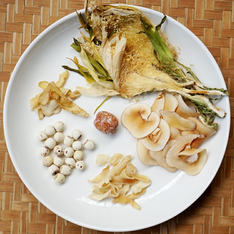 set canh hoa bá vuong