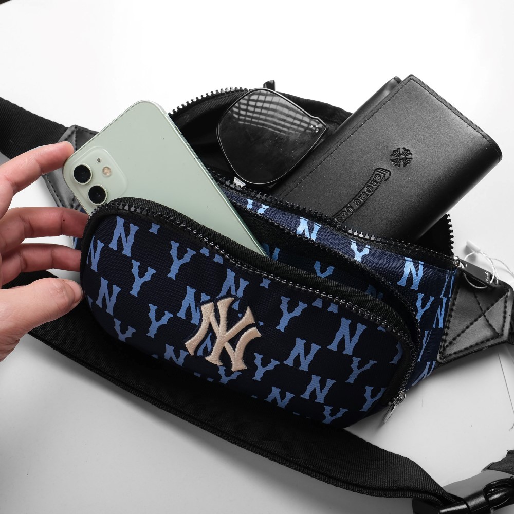 Túi đeo chéo MLB Monogram NY Waist Bag