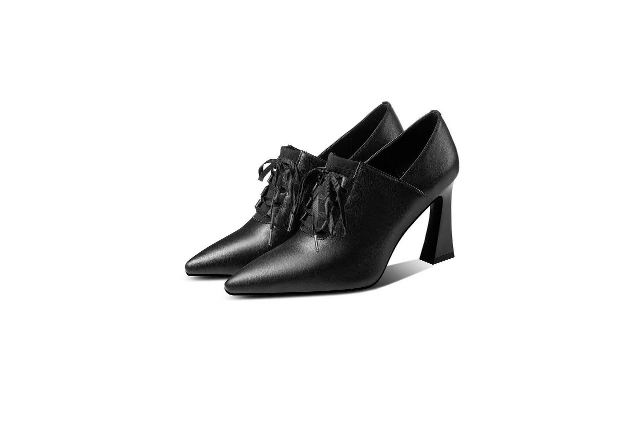 Giày boots nữ cổ ngắn cột dây sang trọng