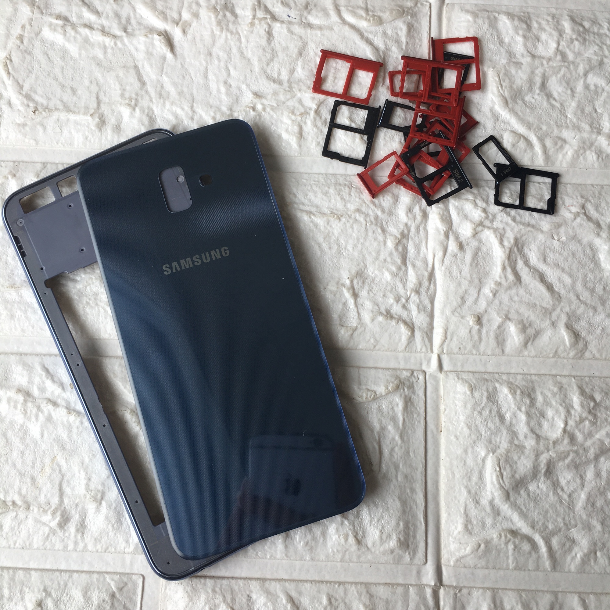 Vỏ Sườn Samsung J6 Plus (Không Blacket) Zin Hàng Cao Cấp
