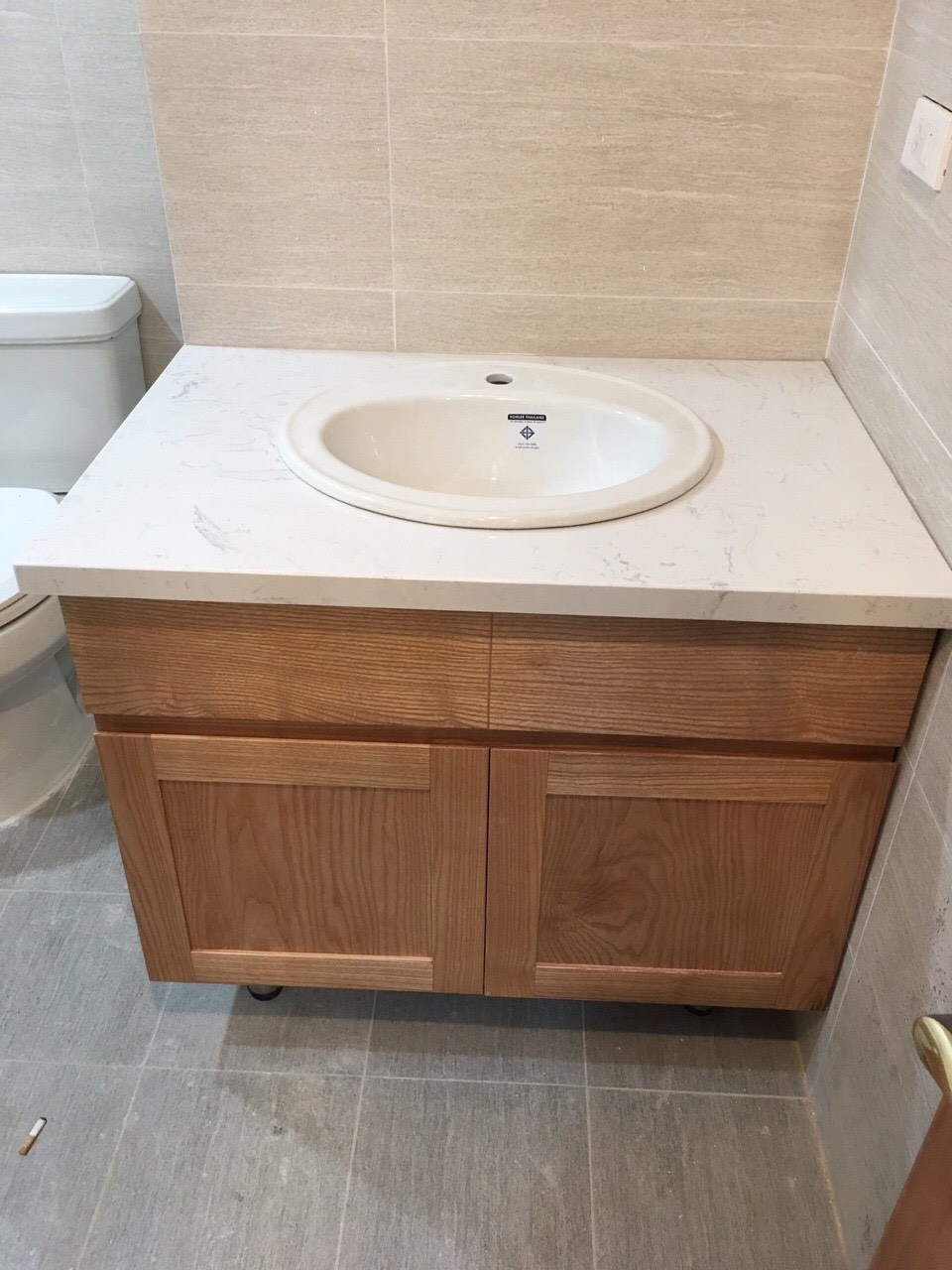 CHẬU RỬA MẶT, LAVABO BÁN ÂM 2 GRV -1801