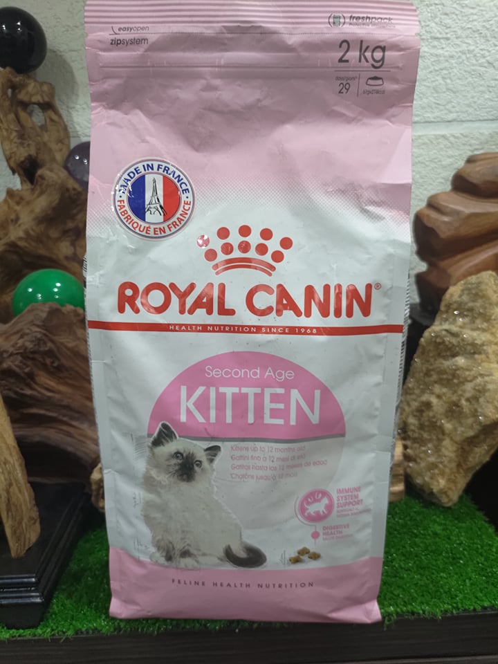 Thức Ăn Hạt Cho Mèo Con Royal Canin Kitten (2kg) [YAOMART]